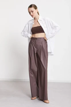 Baumwollbluse mit Häkelapplikation
