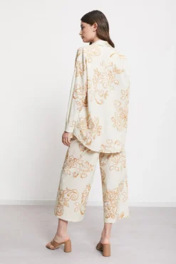 Bedruckte Popelinehose im Culotte-Stil