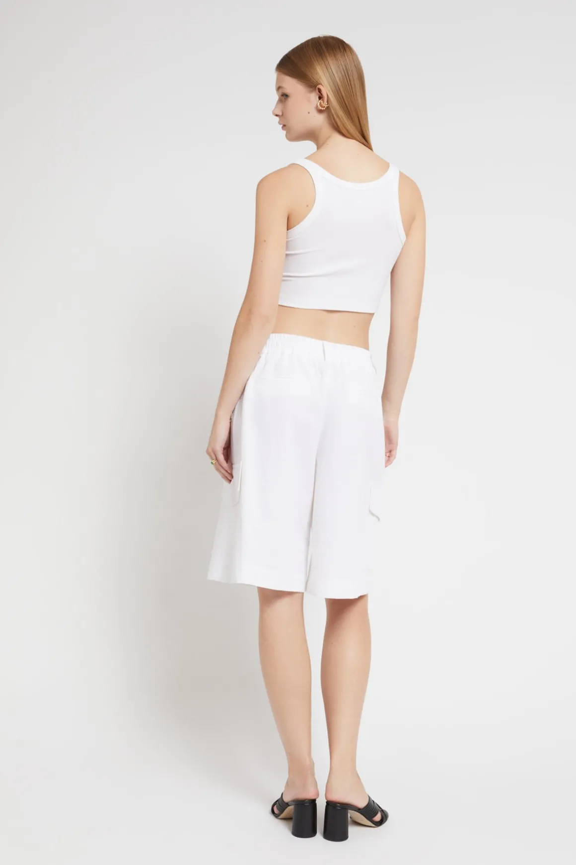 Bermudahose mit Tasche
