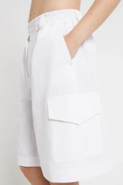 Bermudahose mit Tasche