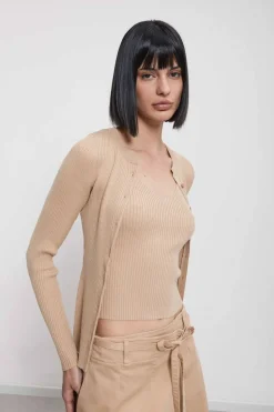Cardigan im Rippstrick