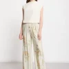 Fließend fallendes Shirt