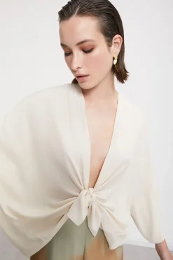 Jacke im Kimono-Stil aus Seidenmischgewebe