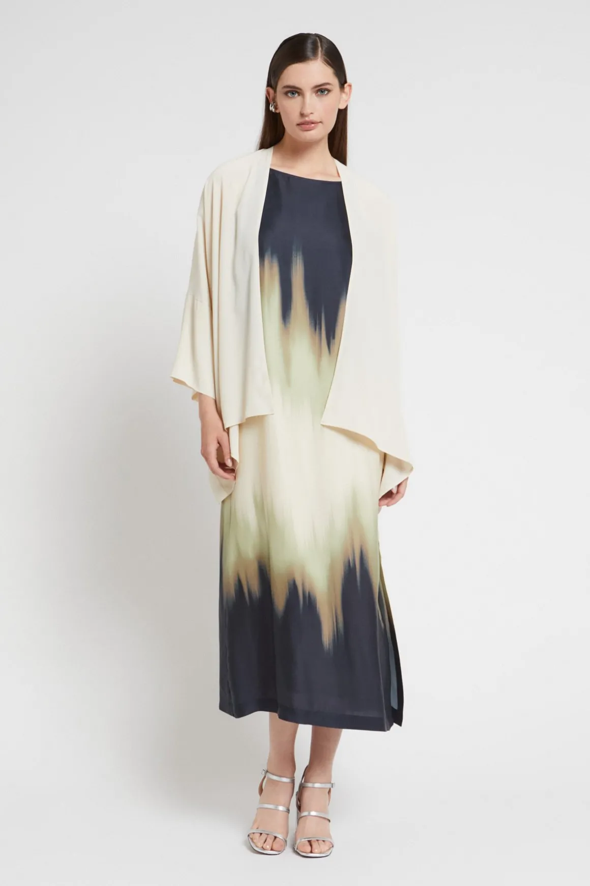 Jacke im Kimono-Stil aus Seidenmischgewebe