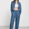 Karottenhose aus bedrucktem Leinen
