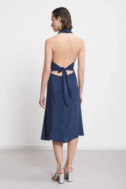 Kleid im Stil der 50er Jahre mit neuem Pep