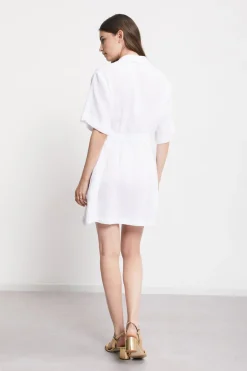Kurzes Hemdblusenkleid aus Leinen
