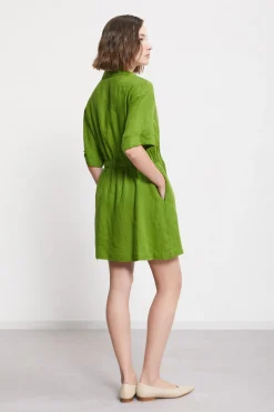 Kurzes Hemdblusenkleid aus Leinen