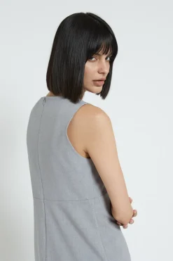Kurzes Kleid mit Schleife