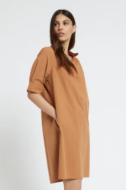 Kurzes Popelinekleid