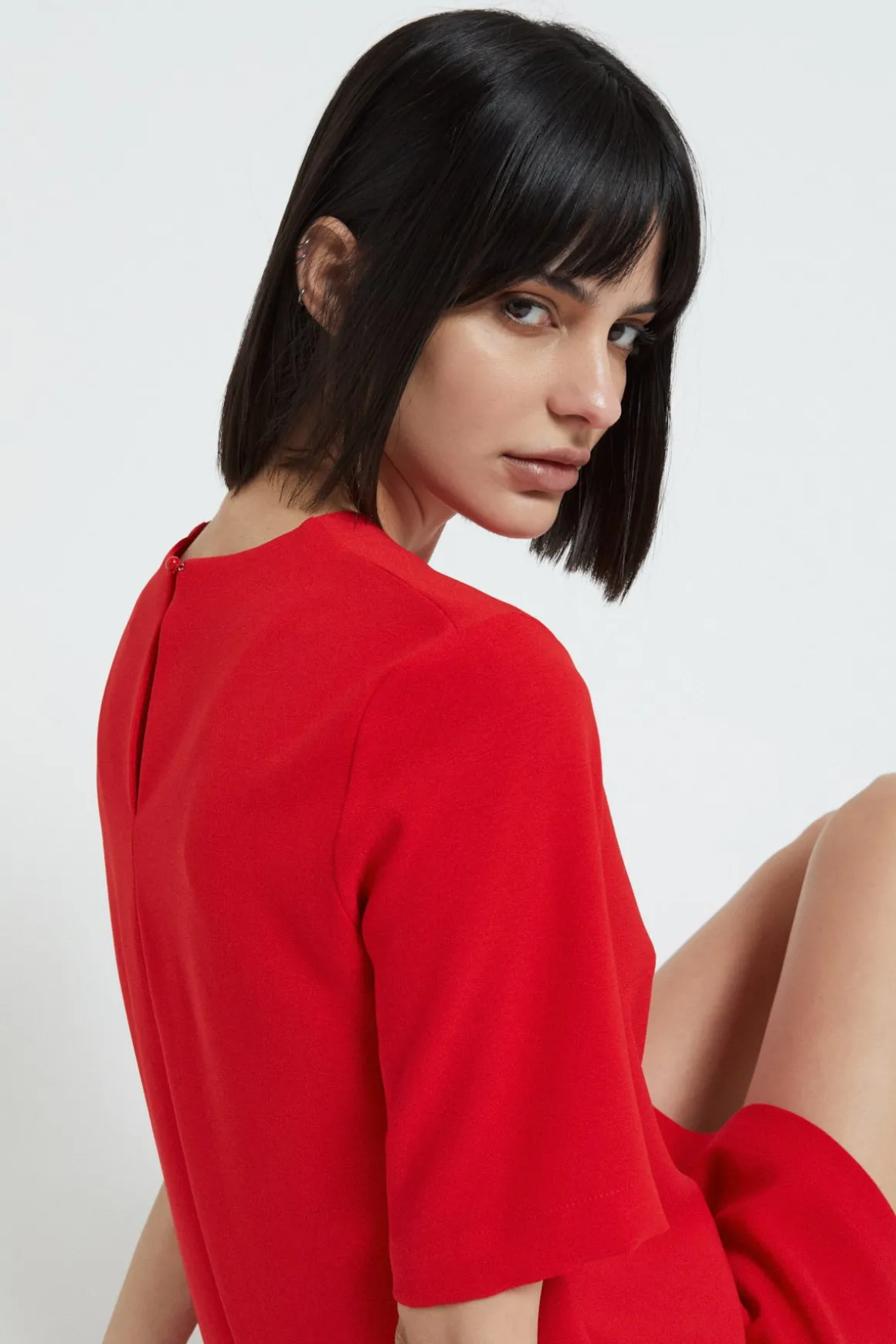 Kurzes unifarbenes Kleid