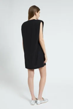Kurzes unifarbenes Kleid