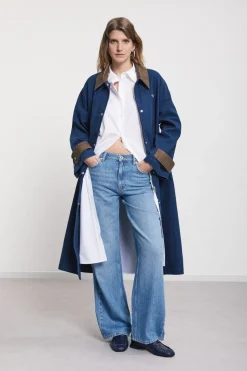 Langer Trenchcoat aus Baumwolle