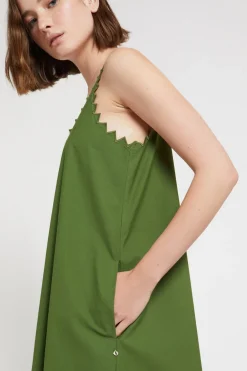 Langes Baumwollkleid mit Lochstickerei
