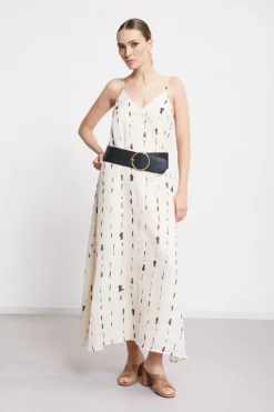 Langes bedrucktes Kleid mit Outcut
