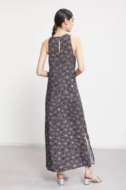 Langes Kleid aus bedrucker Viskose mit Schlitz