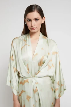 Langes Kleid aus bedruckter Viskose