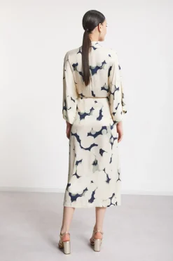 Langes Kleid aus bedruckter Viskose