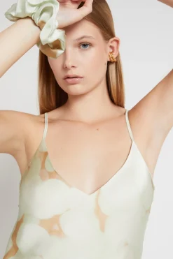 Langes Kleid aus bedruckter Viskose