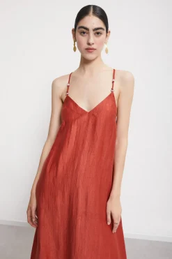 Langes Kleid aus satiniertem Leinen