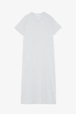 Langes Kleid mit Schlitz