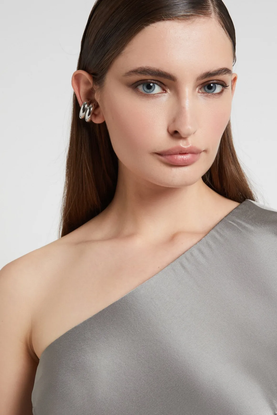 Langes One-Shoulder-Kleid aus Viskose