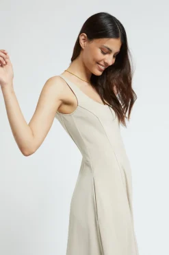 Langes Viskosekleid