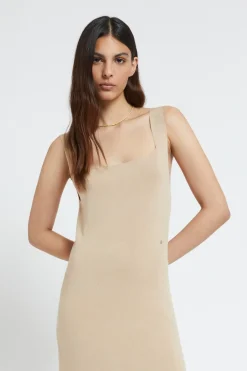 Langes Viskosekleid mit Fransen