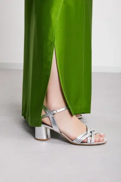 Ledersandalette mit mittelhohem Absatz