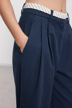 Leinenhose aus 2 Stoffen