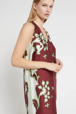 Mittellanges bedrucktes Viskosekleid