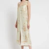 Mittellanges bedrucktes Viskosekleid
