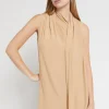 Mittellanges Kleid mit Schärpe