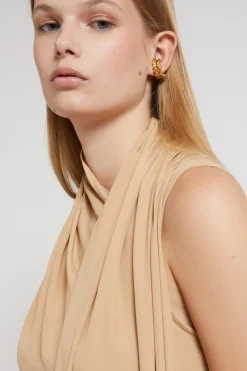 Mittellanges Kleid mit Schärpe