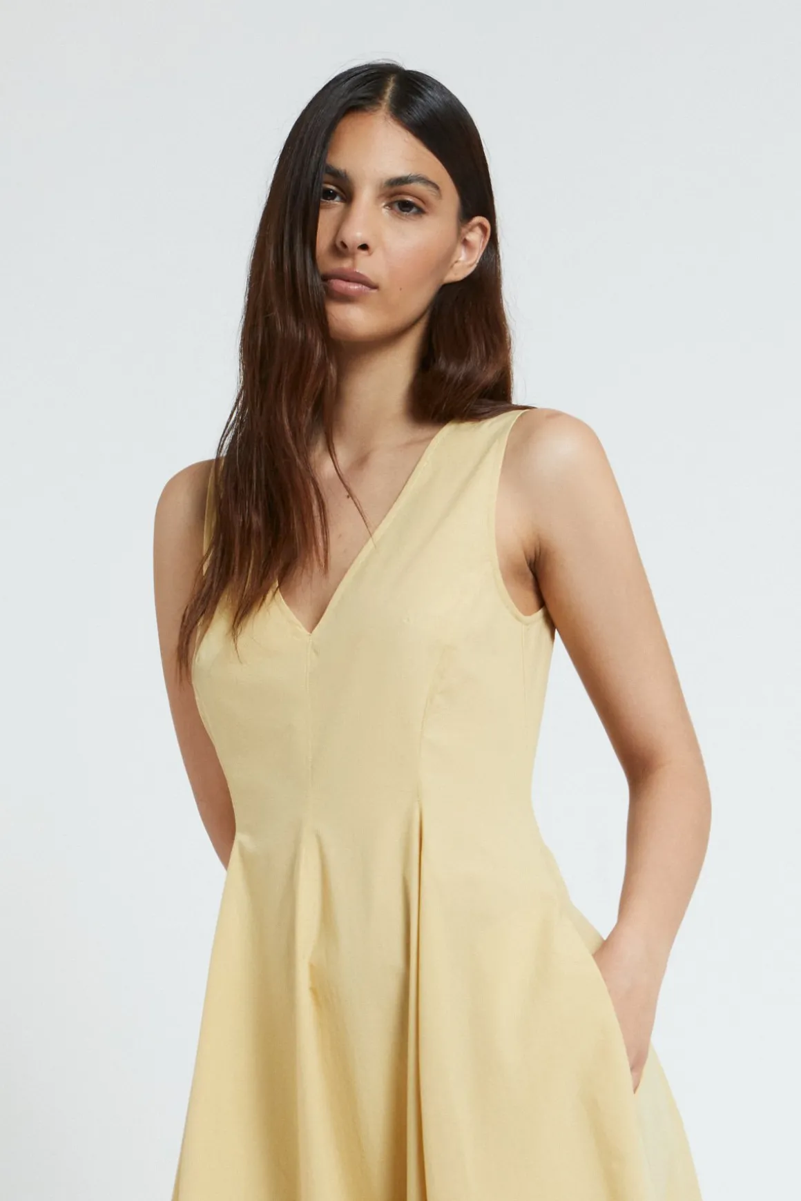 Mittellanges Popelinekleid