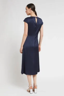 Mittellanges Viskosekleid