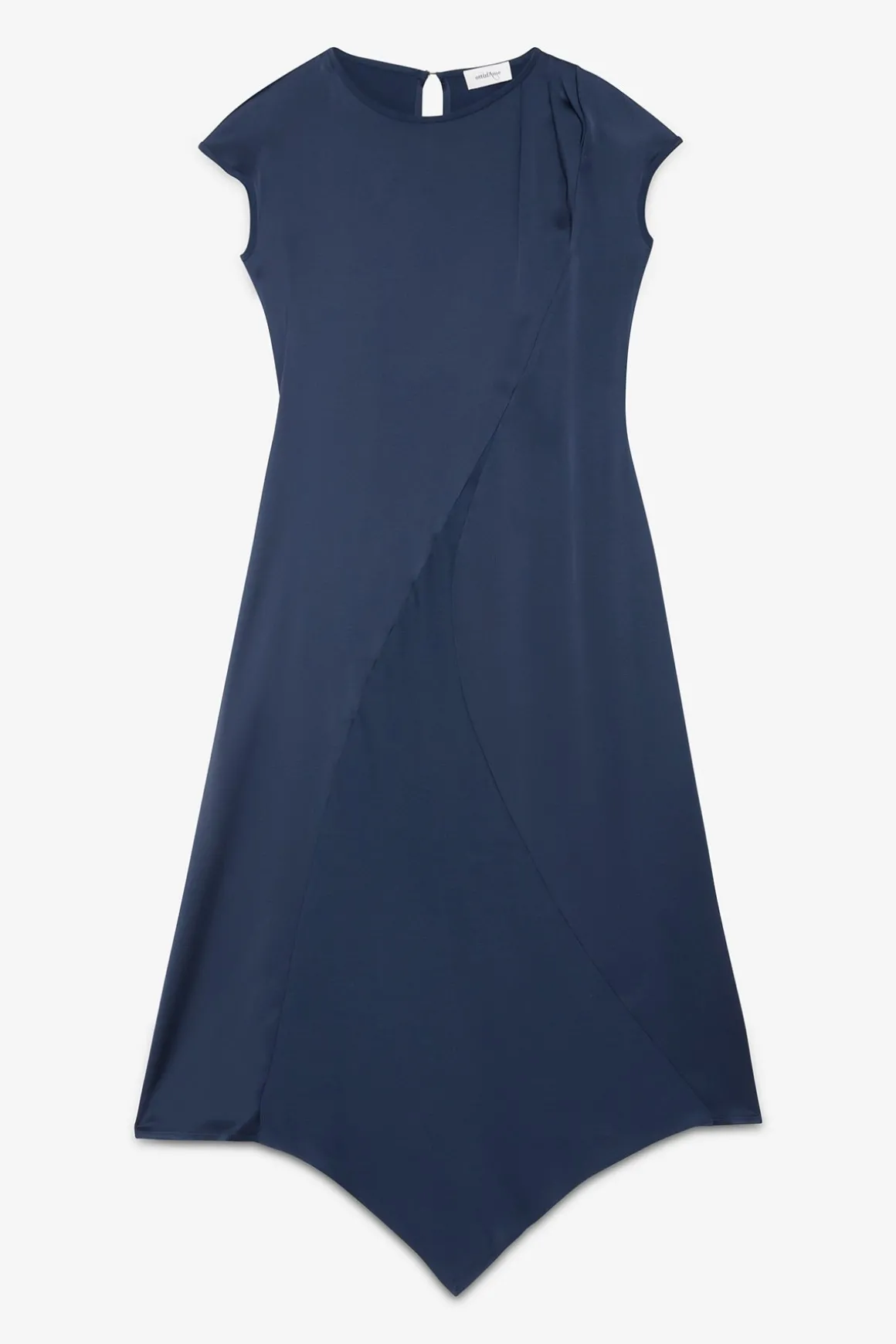 Mittellanges Viskosekleid