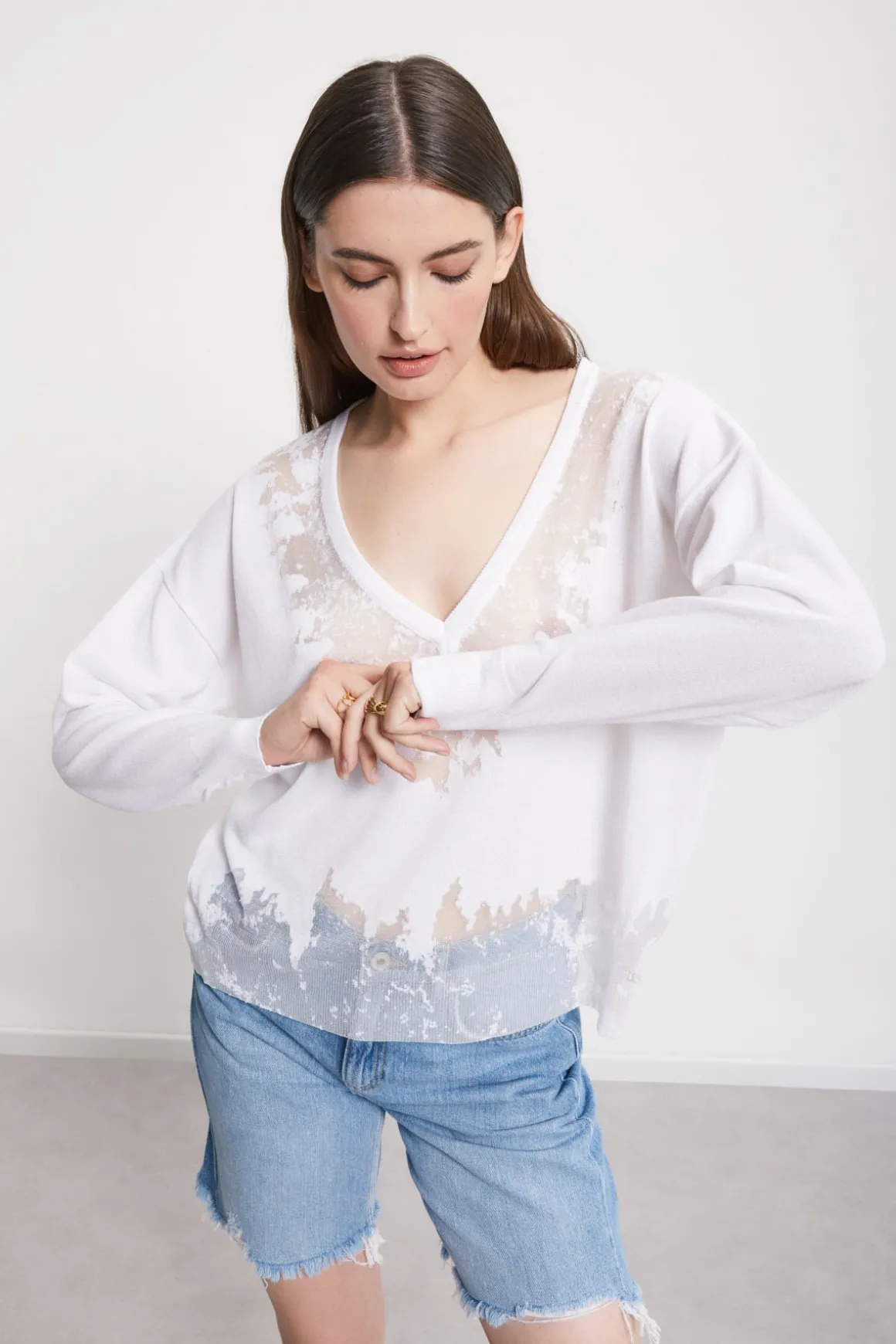 Pulli mit durchscheinender Verarbeitung