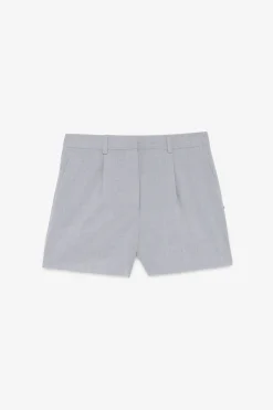 Shorts mit eingearbeiteten Falten