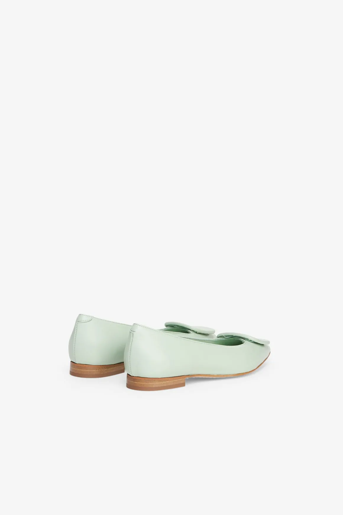Spitze Lederballerinas