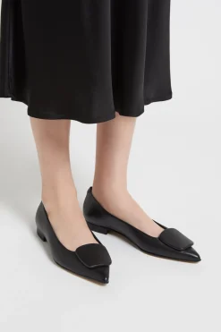 Spitze Lederballerinas
