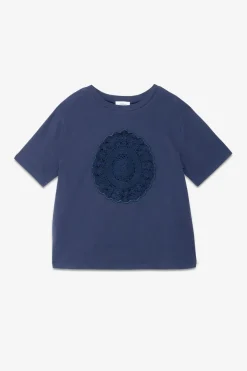 T-Shirt mit Häkelapplikation