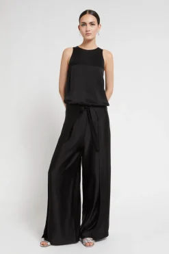 Viskosehose im Pareo-Stil