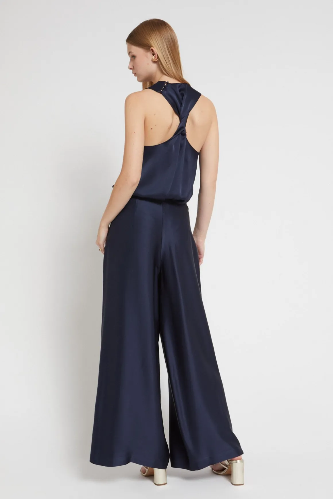 Viskosehose im Pareo-Stil
