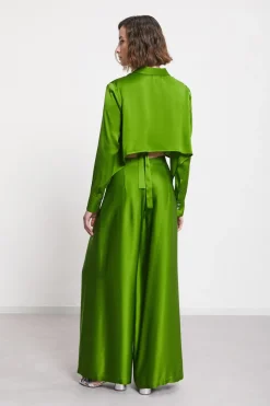 Viskosehose im Pareo-Stil