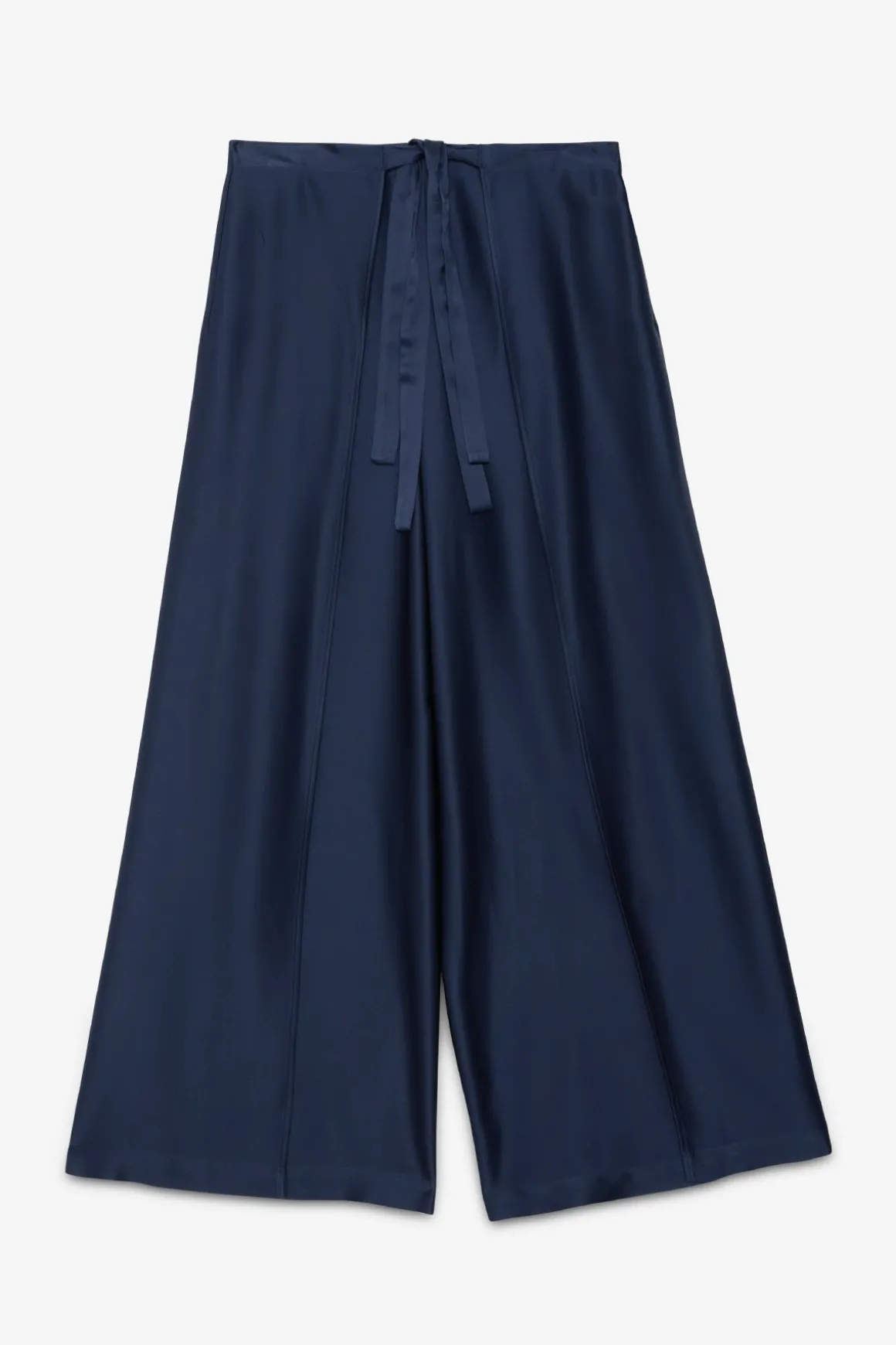 Viskosehose im Pareo-Stil
