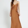 Viskosekleid im Unterkleidstil