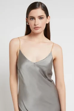 Viskosekleid im Unterkleidstil