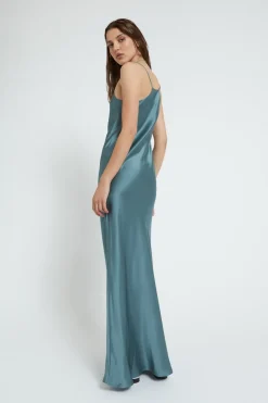 Viskosekleid im Unterkleidstil