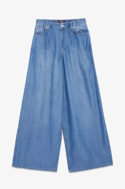 Wide Leg Jeans